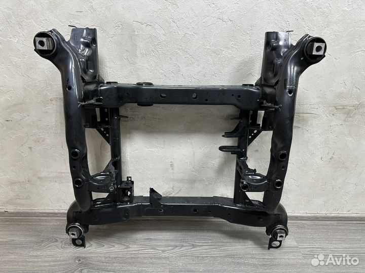 Подрамник передней подвески Mercedes A1673308300