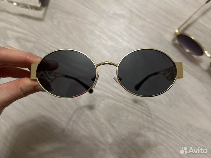 Солнцезащитные очки