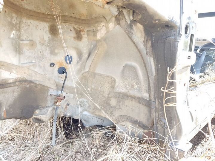 Лонжерон передний левый Volkswagen Passat b6 b6