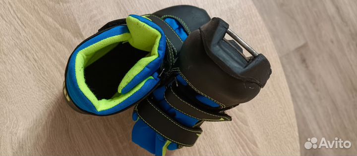 Лыжные ботинки