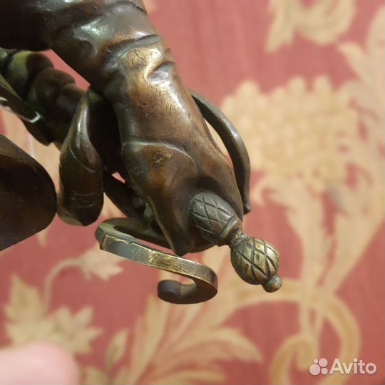 Старинная бронзовая скульптура