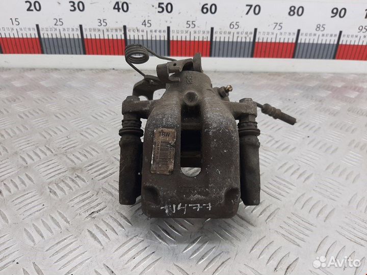 Суппорт задний правый для Peugeot 407 4401G5