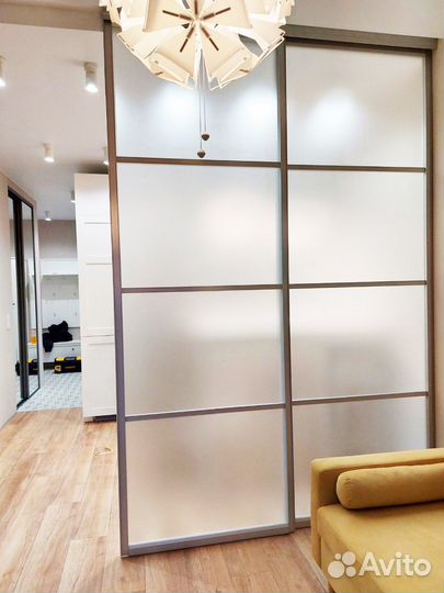 Перегородка для зонирования раздвижная