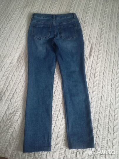 Джинсы женские