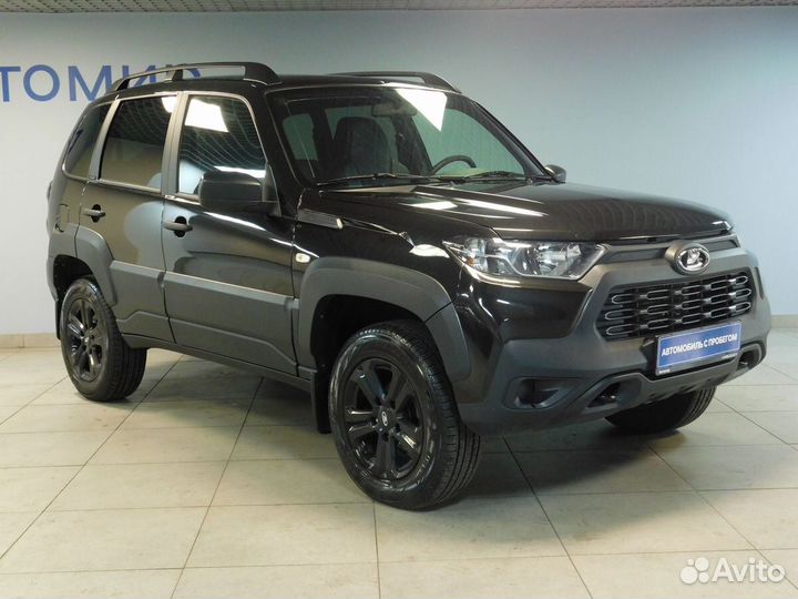 ВАЗ Niva Travel 1.7 МТ, 2022, 8 729 км