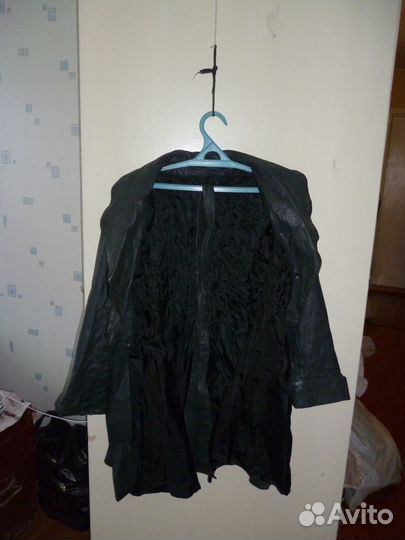 Кожаный плащ