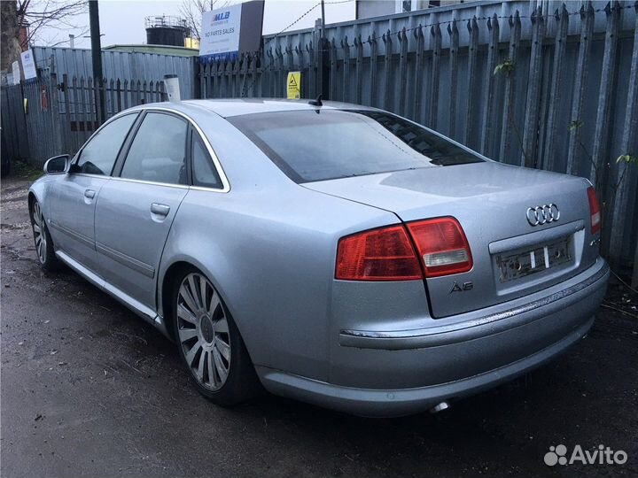 Разбор на запчасти Audi A8 (D3)