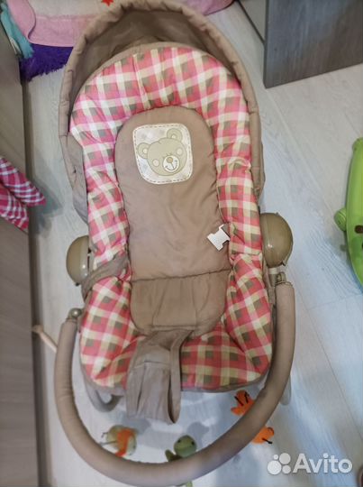 Шезлонг детский