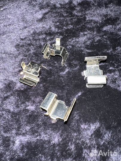 Скобы тормозных колодок зад Паджеро 3 4