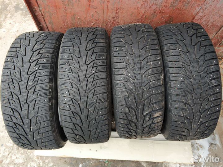 Hankook Winter I'Pike W409 235/55 R17 103T