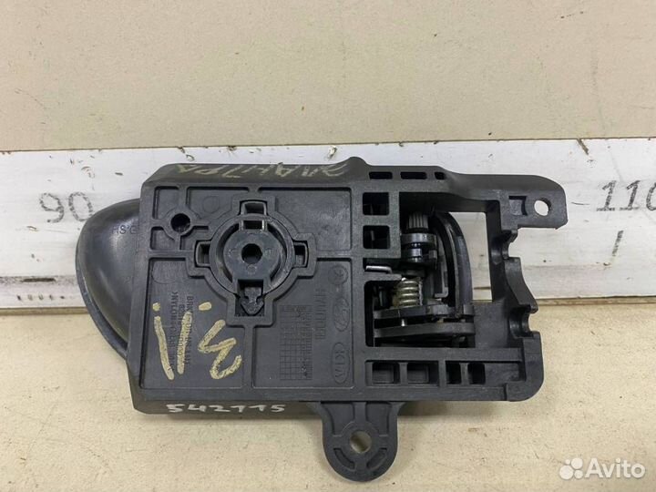 Ручка двери внутренняя левая Hyundai Elantra HD 20