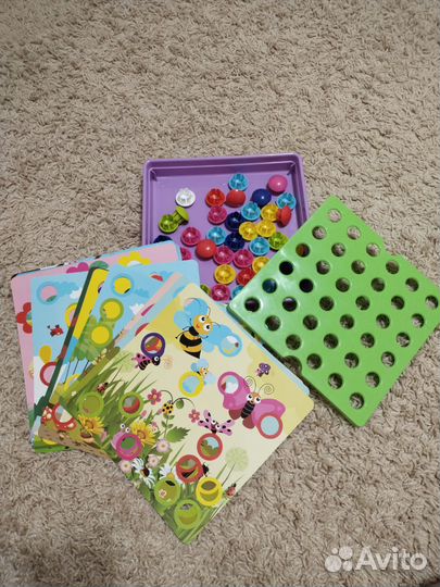 Развивающий пазл с цветными кнопками