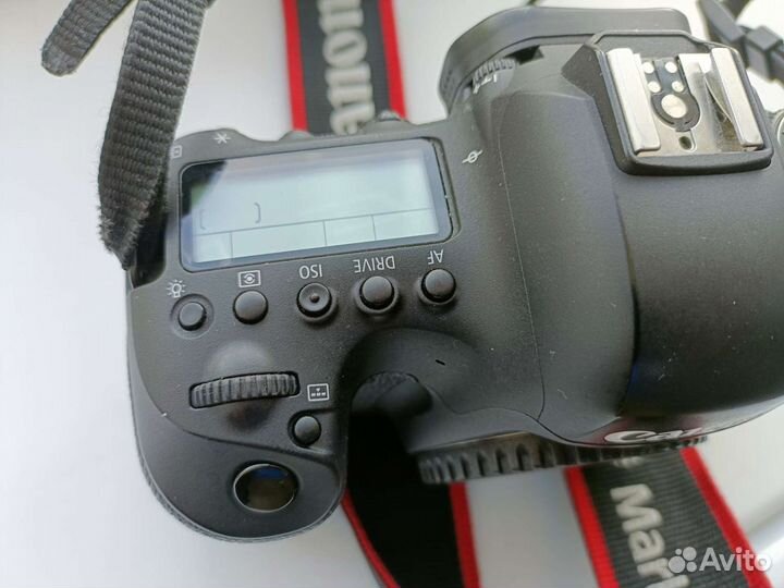 Фотоаппарат Canon 6d mark ii