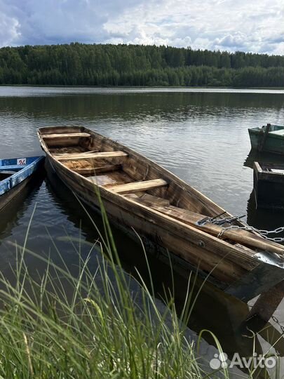 Деревянная лодка