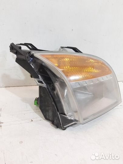 Фара передняя правая Ford Fusion 1 2005-2012