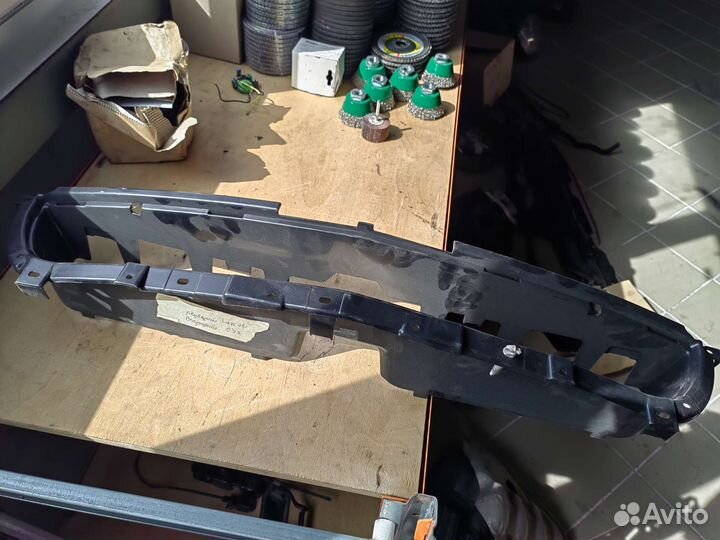 Решётка в бампер Mitsubishi lancer 9