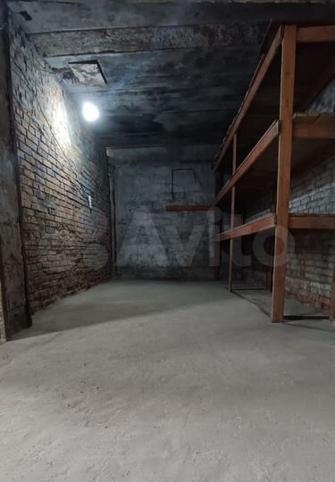 Свободного назначения, 400 м²