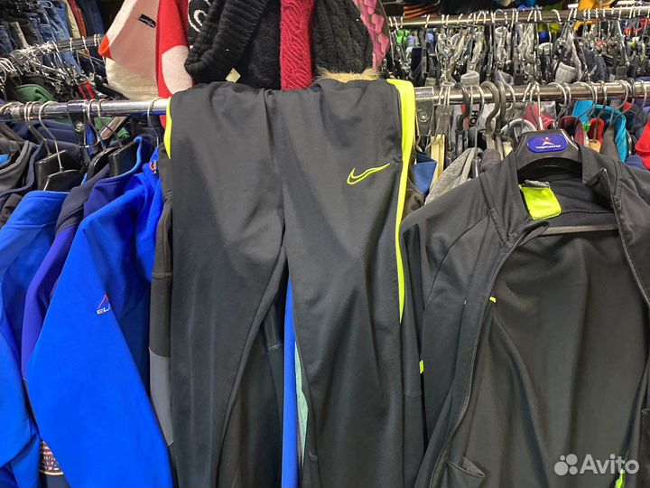 Костюм Nike размер S