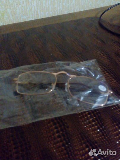 Очки для зрения женские(+1)«