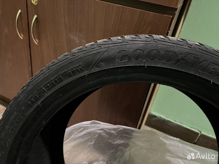 Goodyear UltraGrip 8 Performance 24.5/40 R18 97W