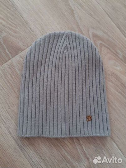 Шапка женская нов