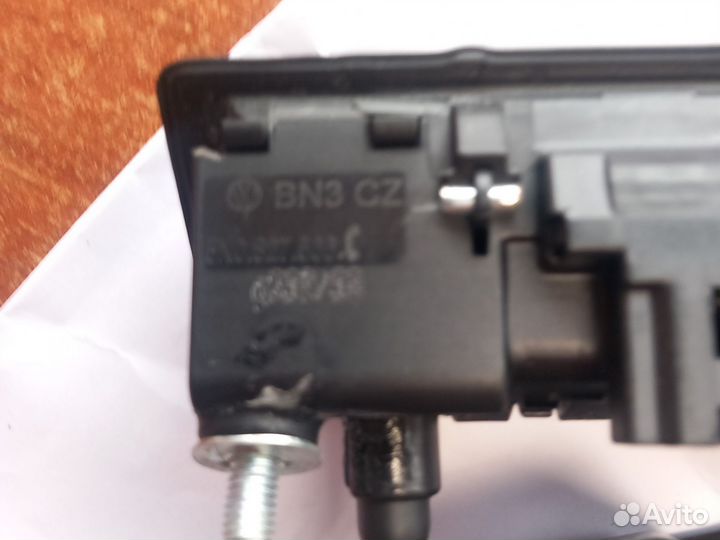 Audi a4 b7 ручка крышка багажник 5N0827566C