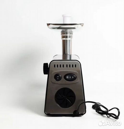 Мясорубка электрическая 3000Ват. Новая