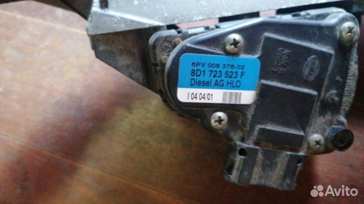 Электронная педаль газа VW Passat B5+ v1.9 tdi AVF