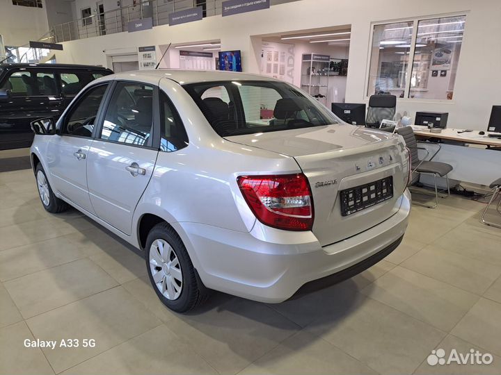 LADA Granta 1.6 МТ, 2023