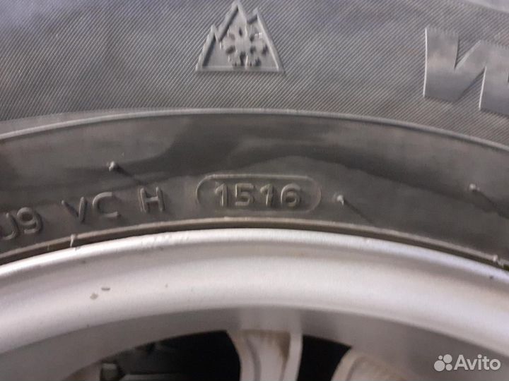 R16 Hankook winter I*pike RS 215/60, PCD 5x114.3 D