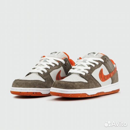 Nike SB Dunk Low x Crushed DC Skate Shop