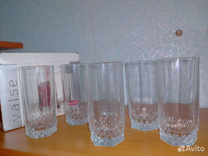 Стаканы новые и др. (Садовая