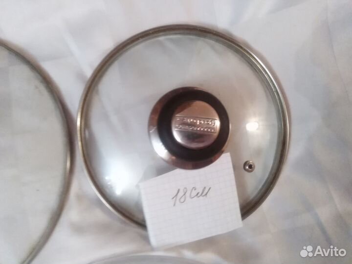 Крышки для кастрюль или сковородок