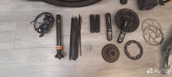 Обод,Покрышка,Шатуны,Педали,Кассета