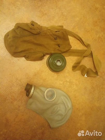 Противогаз