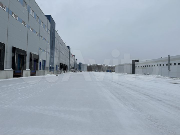 Склад, 8250 м²