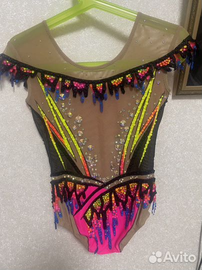 Купальник для художественной гимнастики