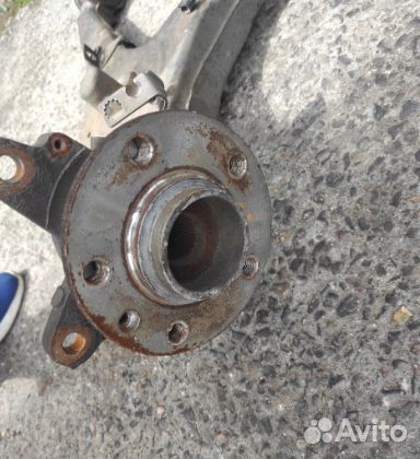 Рычаг правый задний VW T6