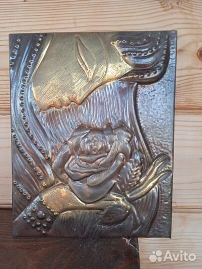 Панно, чеканки