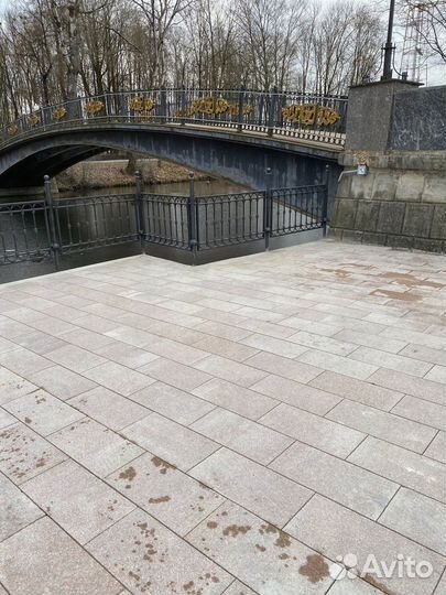 Плита Восточно-Варламовский гранит