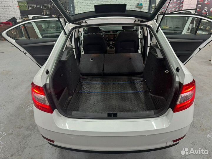 Пыльник крыла левый Skoda Octavia A7 1.6 cwva 2018