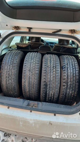 Viatti Strada Asimmetrico 195/65 R15