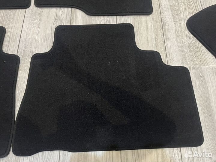 Новые коврики Chevrolet Captiva 2012-2017