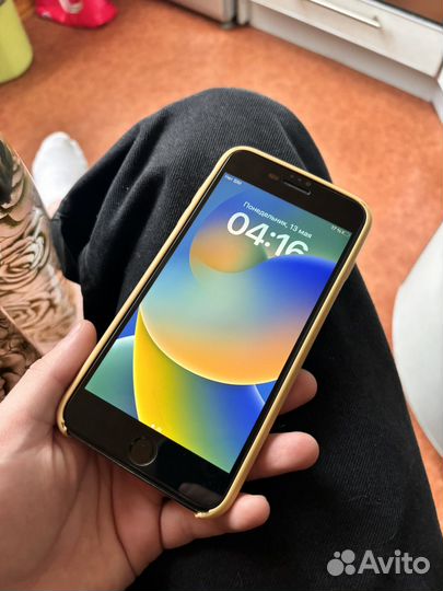 iPhone 8 Plus, 64 ГБ