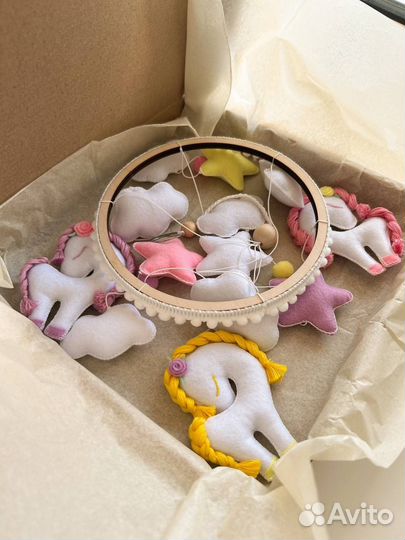 Мобиль в детскую кроватку