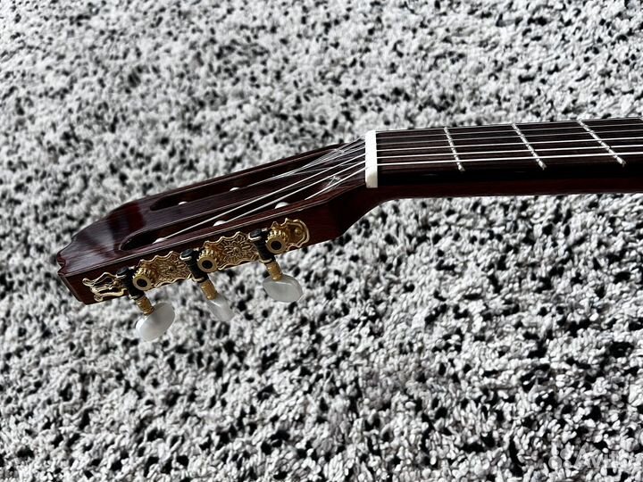 Классическая гитара