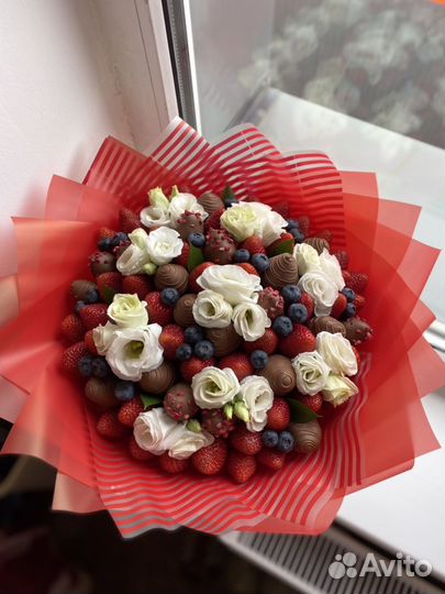 Букеты из клубники в шоколаде, съедобные букеты