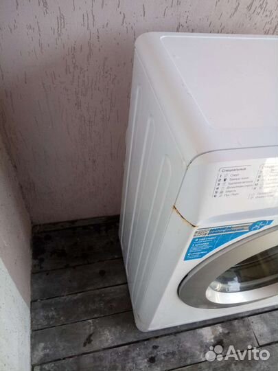 Стиральная машина Индезит 7 кг. б/у на запчасти