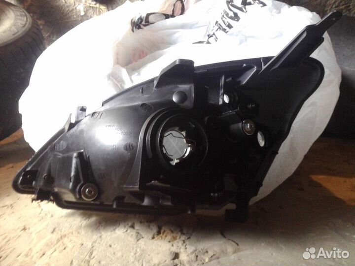 Honda Civic фара 00-06 х\б кузова EU