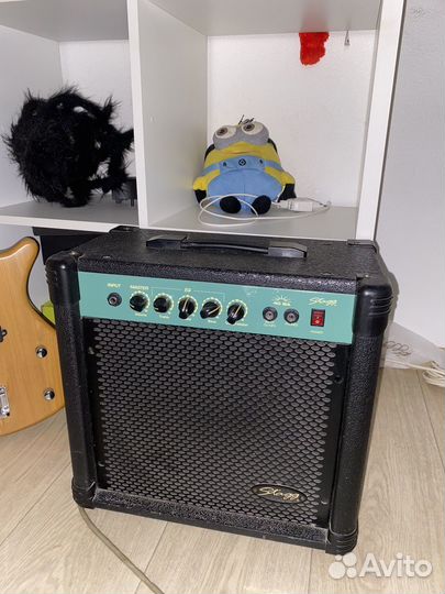 Бас гитара и комбик